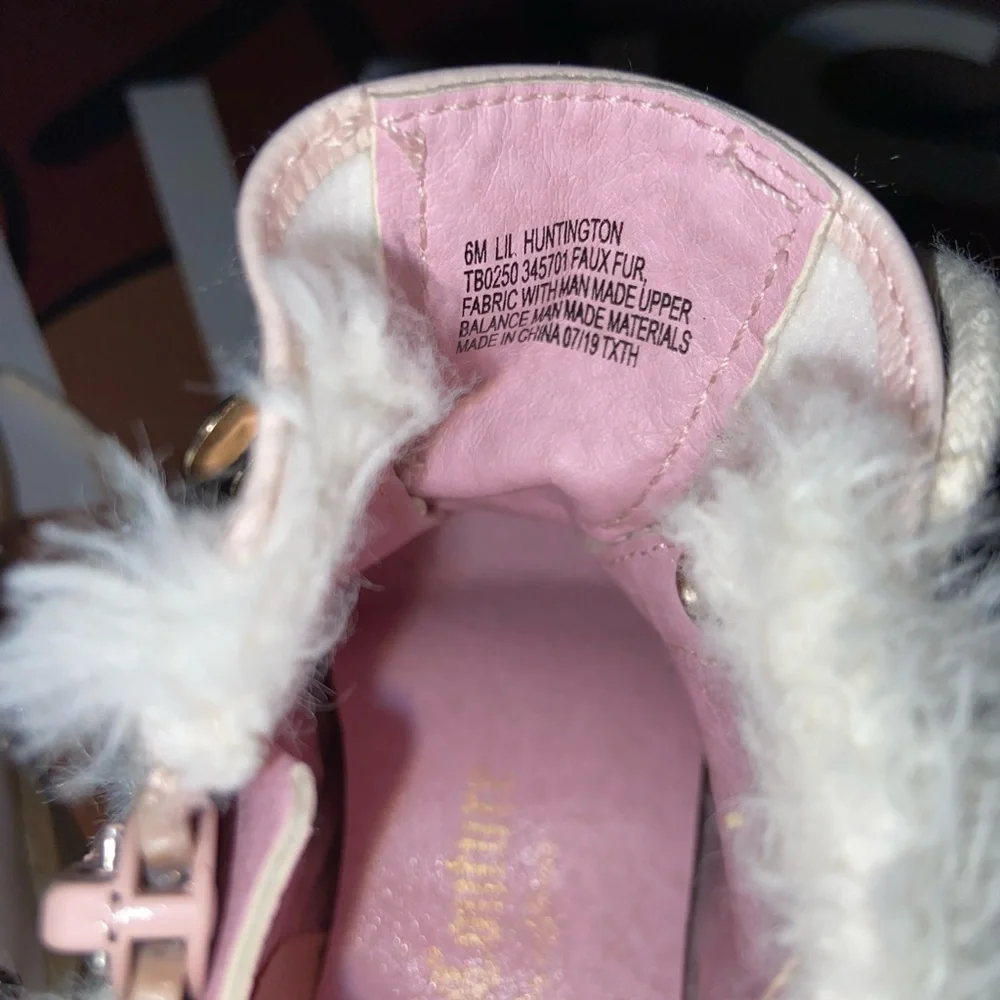 Juicy couture baby boots